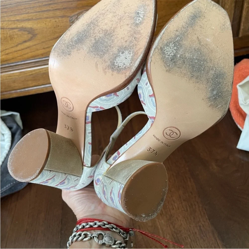 Elegant Floral Women's Heels - Picture 7 of 9